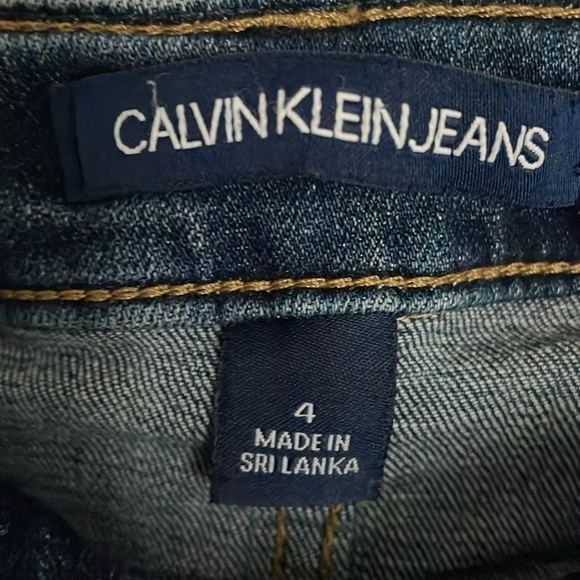 Womens size 4 Calvin Klein Blue Jeans - Picture 3 of 13